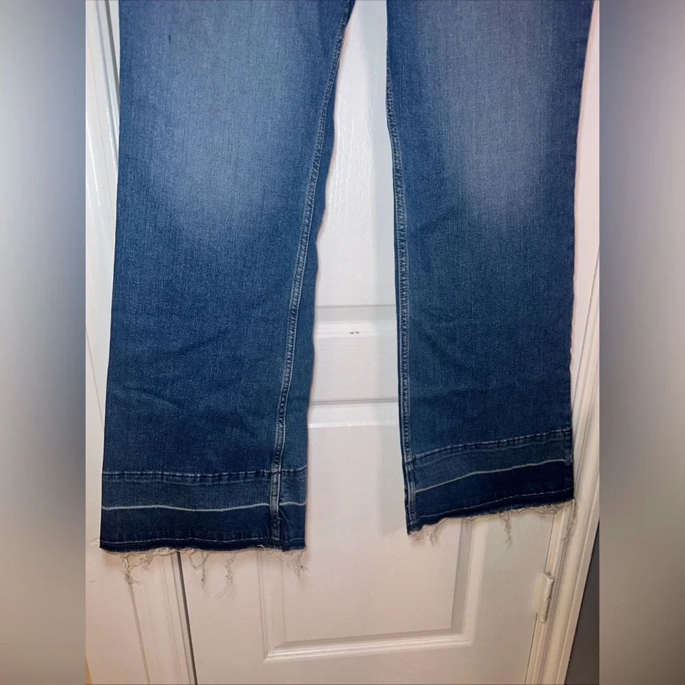 Wrangler Women’s Wisemans Mid Rise Jeans Size 32x32 Color Blue‎